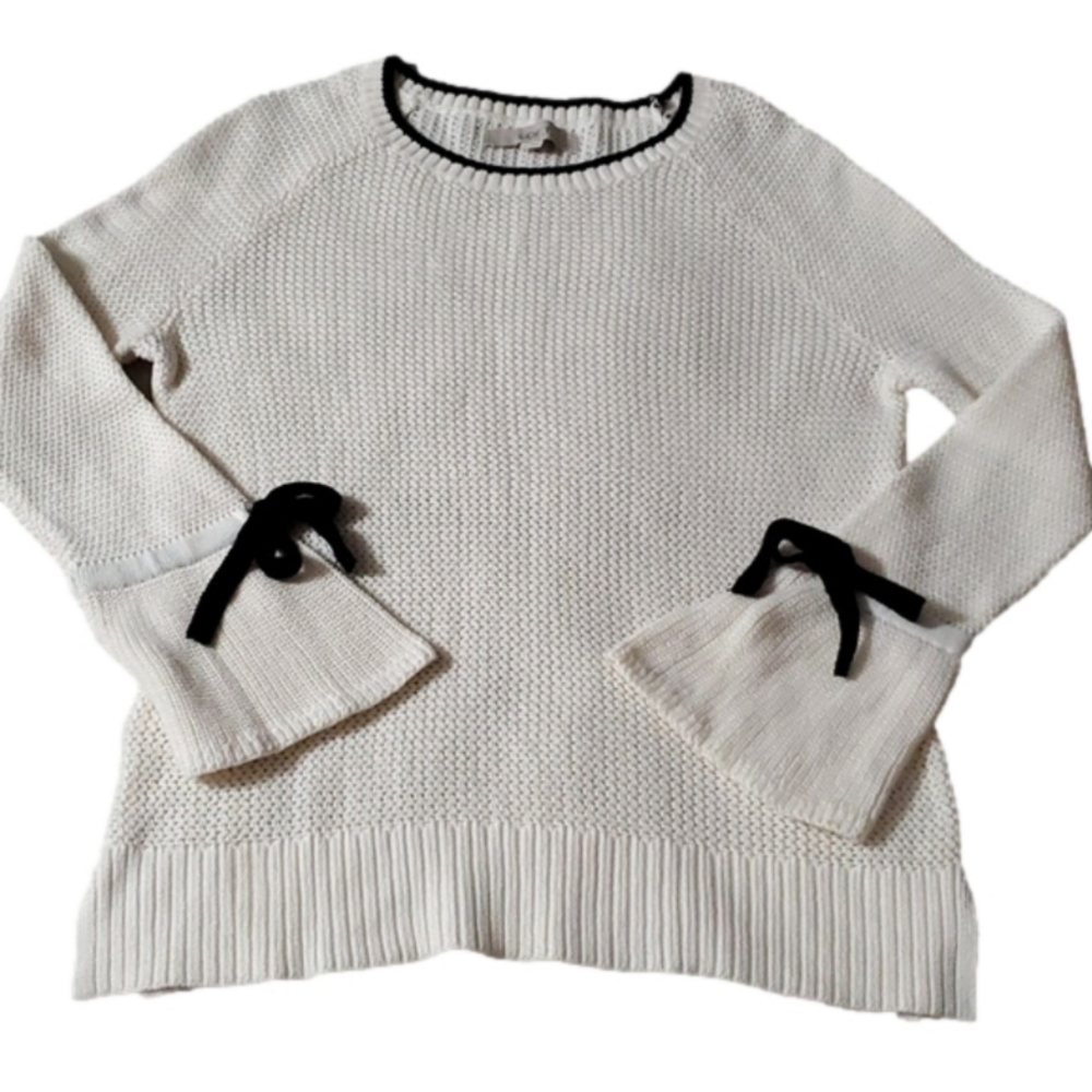 NWOT LOFT Women's Ivory Crewneck Bell Sleeve Bow Sweater Size Small